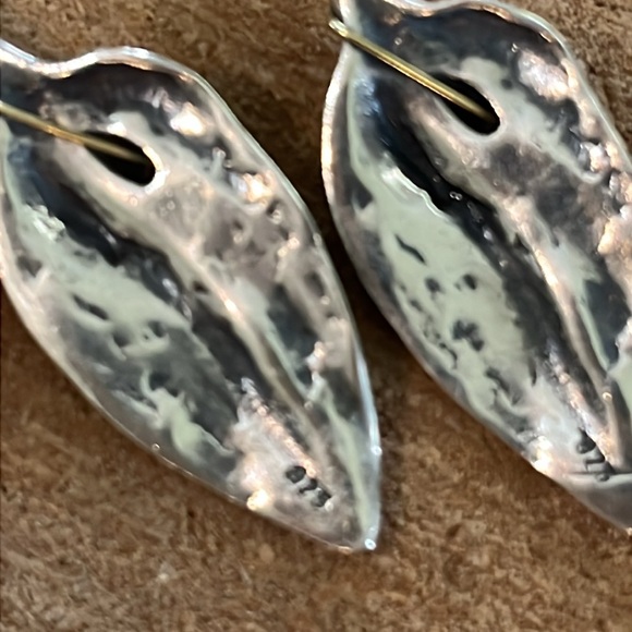 Vintage Sterling 925 Earrings with coral bead - Picture 4 of 4